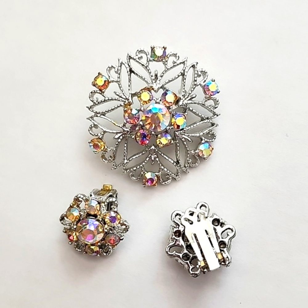 Vintage Silver Multi Colored Brooch & Clip-on Earings Set